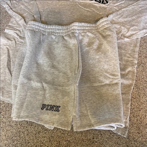 Vs pink high waist campus short long sleeve tee